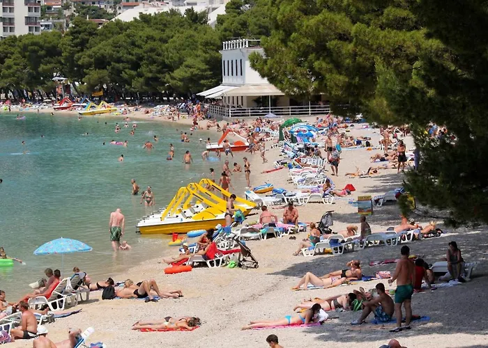 With A Parking Space - 13028 Makarska