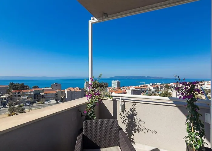 Apartment With A Parking Space - 13028 *